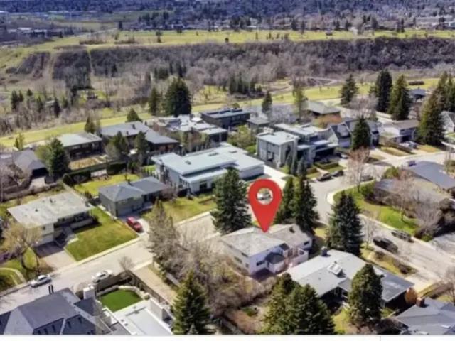 3 Bedroom House Calgary AB 104181853
