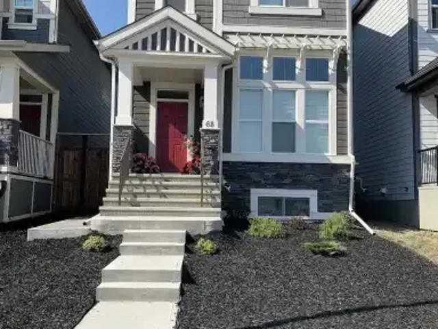 3 Bedroom House Calgary AB 104292226