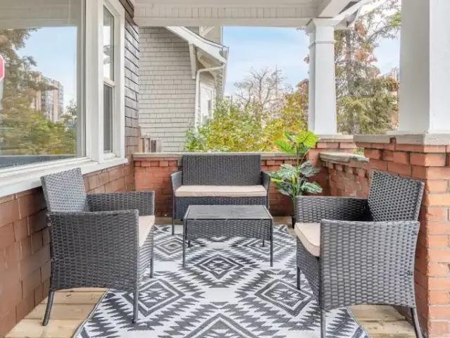 3 Bedroom House Calgary AB 104362674
