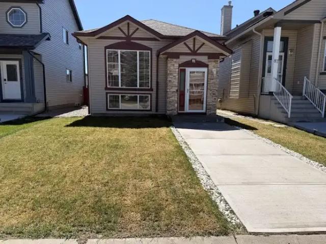 3 Bedroom House Calgary AB LS102578638
