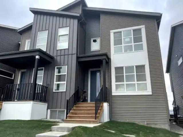 3 Bedroom House Calgary AB LS98363727
