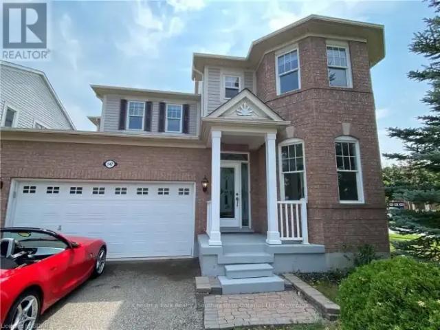 3 Bedroom House Cambridge ON 104888818