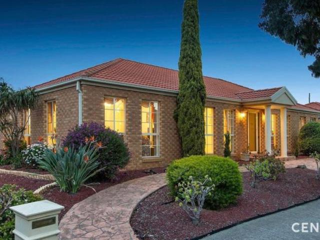 3 Bedroom House Caroline Springs, 102913939