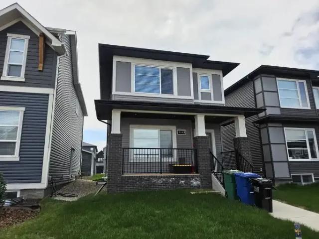 3 Bedroom House Airdrie AB 102752669