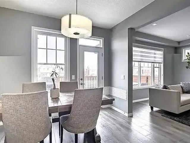 3 Bedroom House Airdrie AB 104182436
