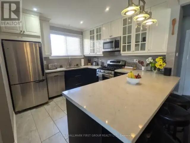 3 Bedroom House Ajax ON 101301652