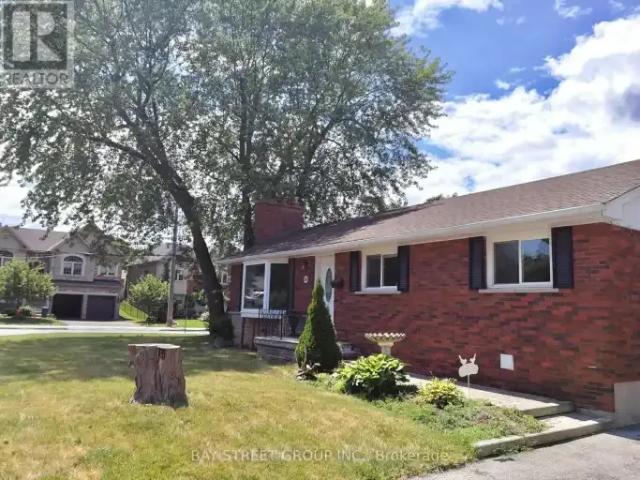 3 Bedroom House Burlington ON 104598516