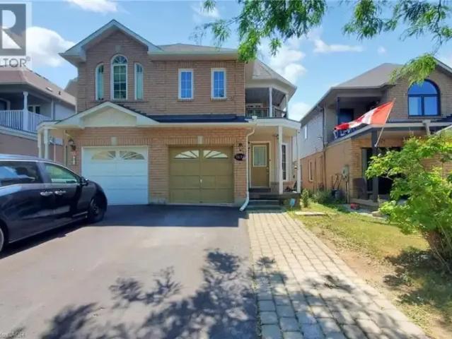 3 Bedroom House Burlington ON 104000155