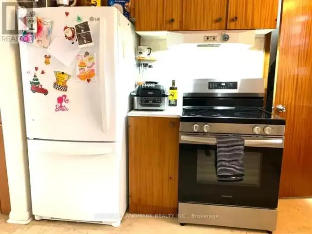 3 Bedroom House Burlington ON LS102204185