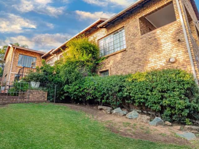 3 Bedroom House Glenvista Glenvista 103589040
