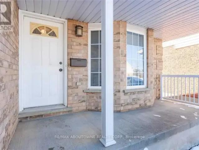 3 Bedroom House Guelph ON LS102518848