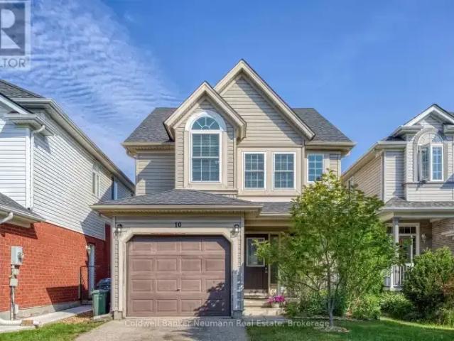 3 Bedroom House Guelph ON 103179157