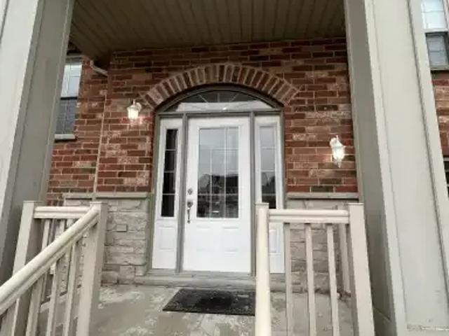 3 Bedroom House Guelph ON 103487288