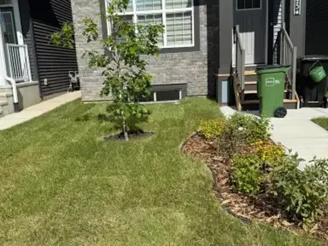 3 Bedroom House Edmonton AB 104292217