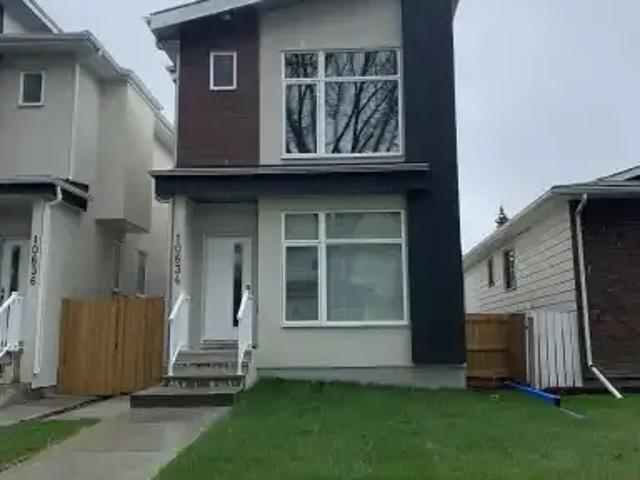 3 Bedroom House Edmonton AB 104991503