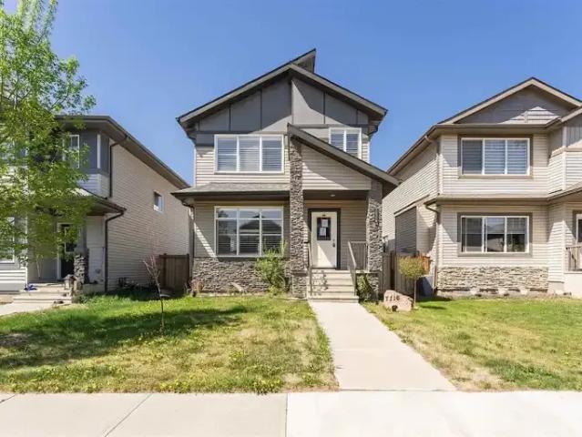3 Bedroom House Edmonton AB 102085768