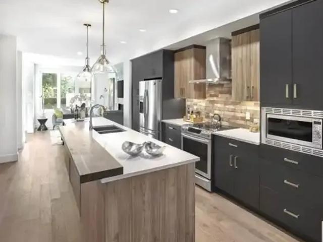 3 Bedroom House Edmonton AB 102143634