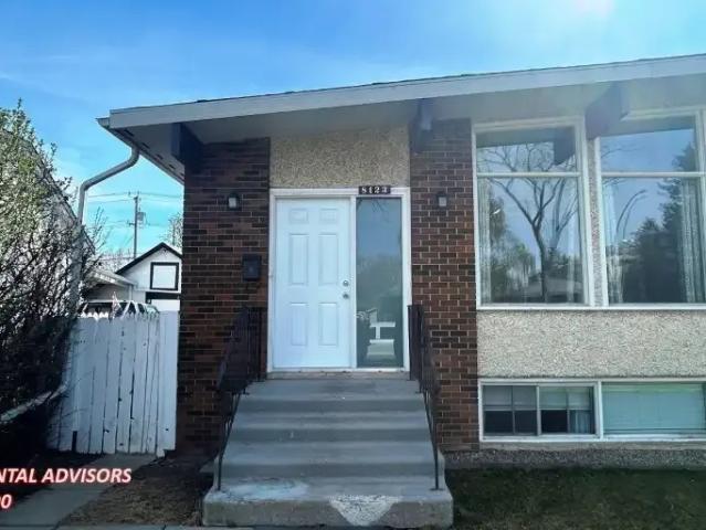 3 Bedroom House Edmonton AB 102468340