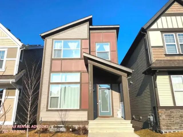 3 Bedroom House Edmonton AB LS101261806