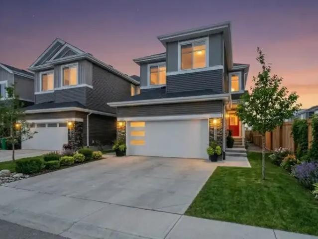 3 Bedroom House Edmonton AB LS102701330