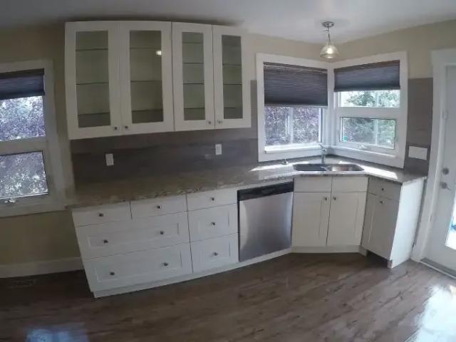 3 Bedroom House Edmonton AB LS102811729