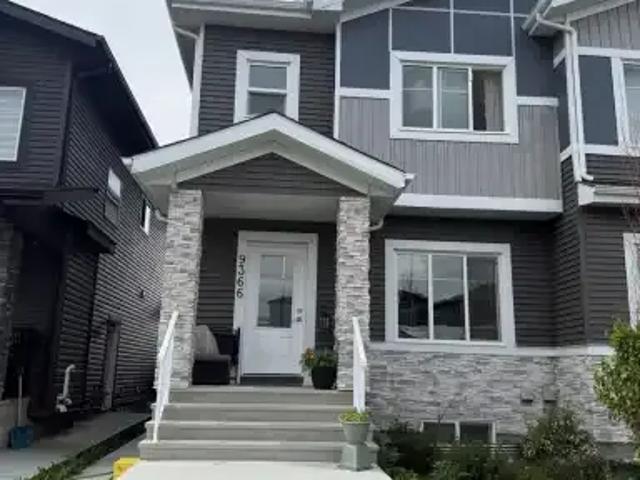 3 Bedroom House Edmonton AB LS104362657