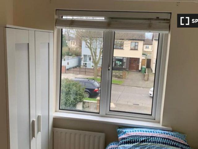 3 bedroom house for rent in Collinstown, Dublin