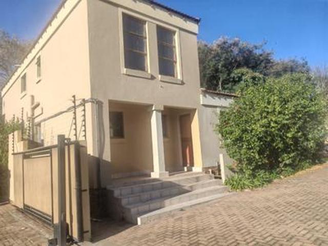 3 bedroom house for rent in bendor