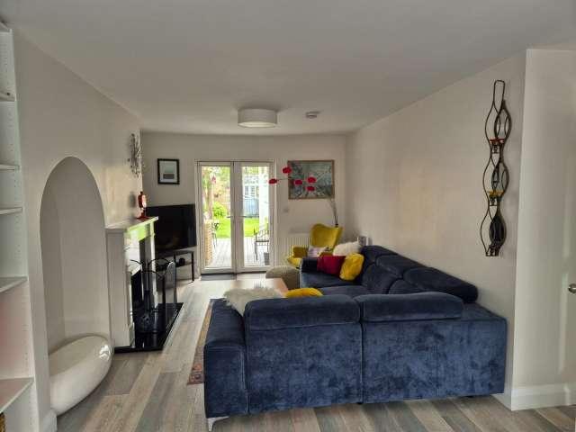 3 bedroom apartment for rent in Whitehall, Dublin