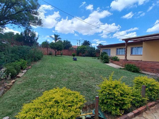 3 Bedroom House For Rent in Kwaggasrand, Pretoria