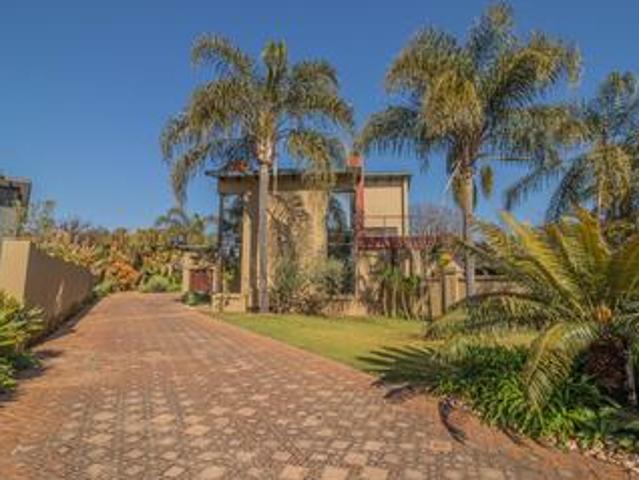 3 bedroom house for rent in midstrea.