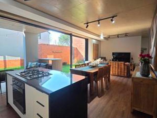 3 bedroom house for rent in secure r.
