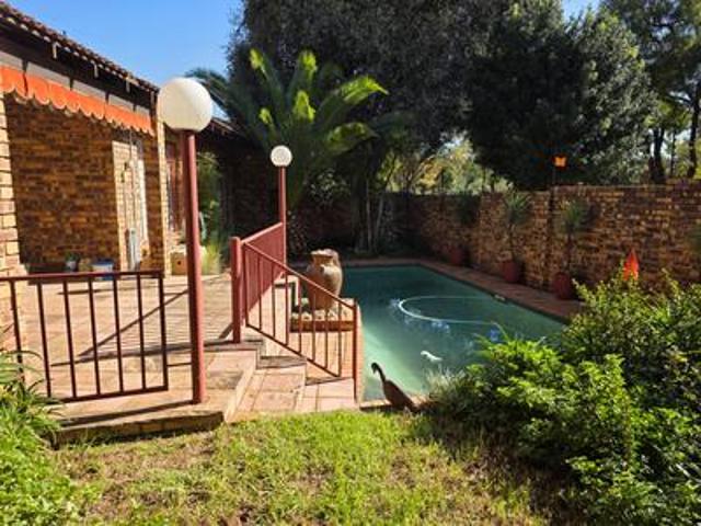 3 bedroom house for rent in paulshof