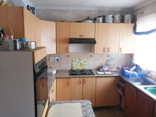 3 Bedroom House for sale at R795 000 in Reservoir Hills!