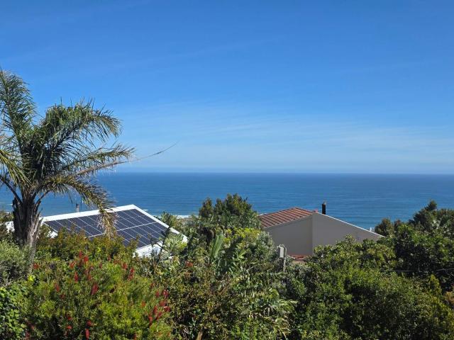 3 Bedroom House For Sale in Camps Bay