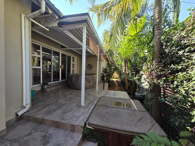3 Bedroom House For Sale in Caribbean Beach