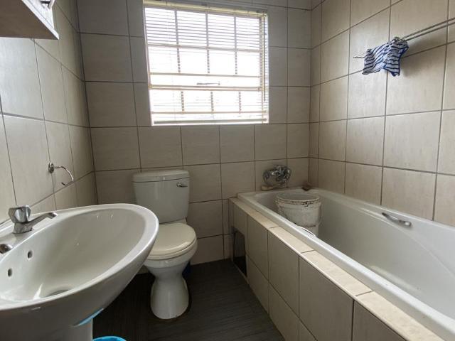 3 Bedroom house for sale in Clayville, Midrand
