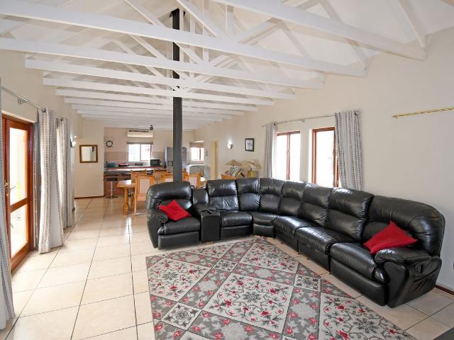 3 Bedroom House For Sale in Craigavon