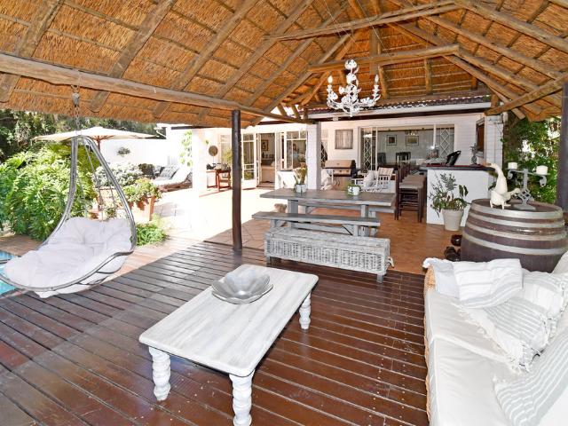 3 Bedroom House For Sale in Craighall Park