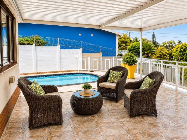 3 Bedroom House For Sale in Amanzimtoti