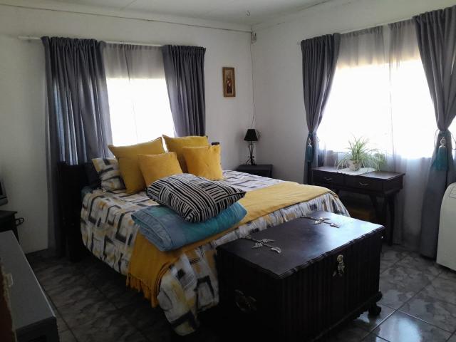 3 Bedroom House For Sale in Adelaide