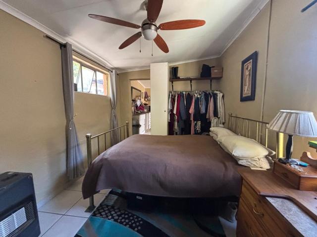 3 Bedroom House For Sale in Alberton North