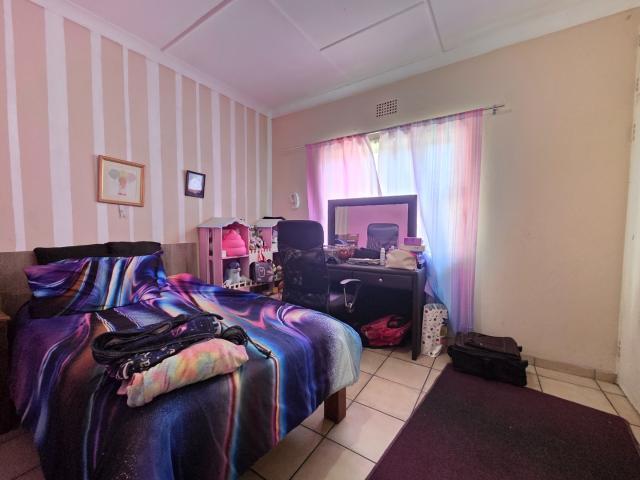 3 Bedroom House For Sale in Alberton North