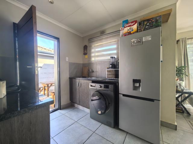 3 Bedroom House For Sale in Albertsdal