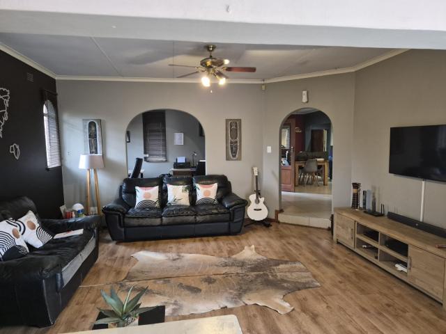 3 Bedroom House For Sale in Allen Grove