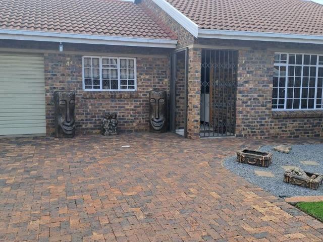3 Bedroom house for sale in Arcon Park, Vereeniging
