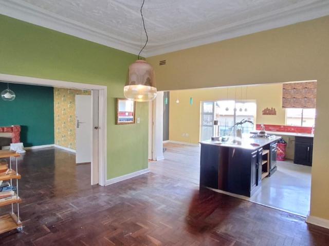 3 Bedroom House For Sale in Auckland Park