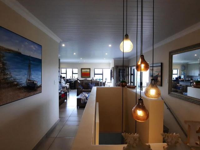 3 Bedroom house for sale in Avonddans, Groot Brakrivier