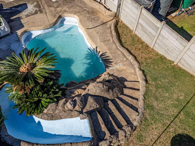 3 Bedroom House For Sale in Azalea Park