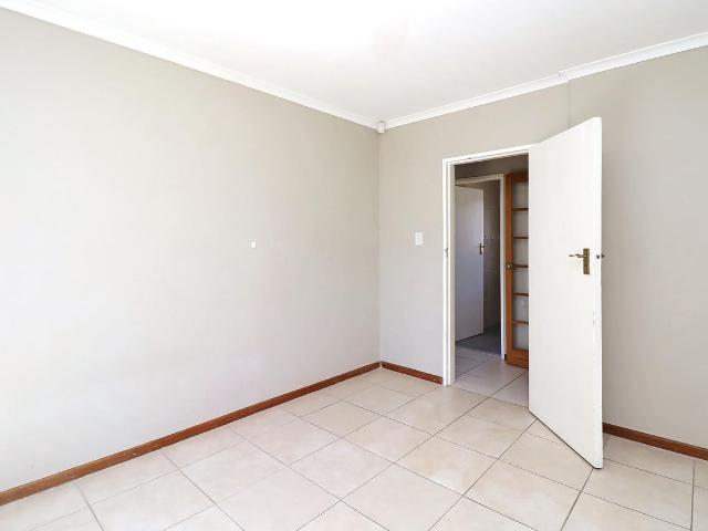 3 Bedroom house for sale in Bothasig, Milnerton
